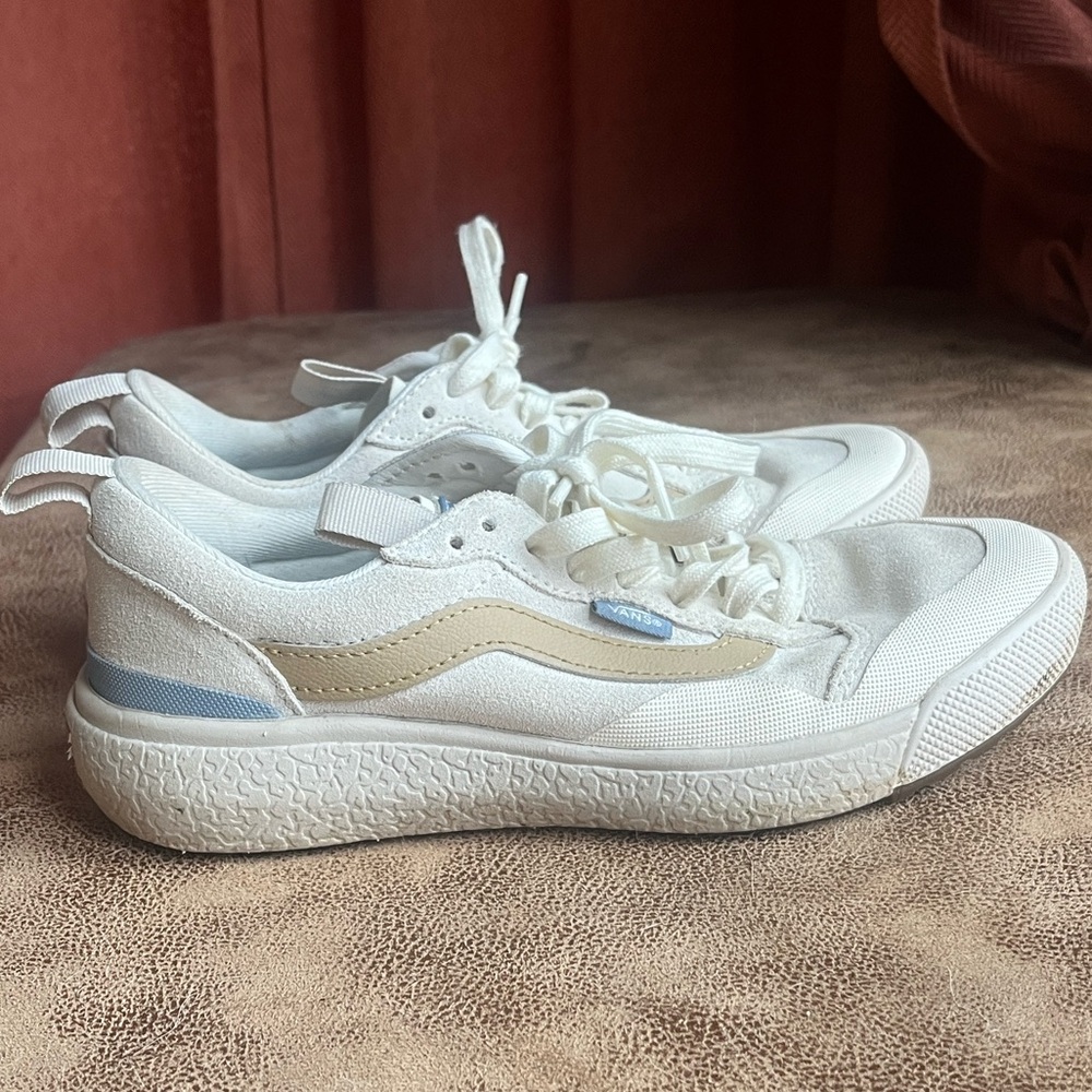 Vans UltraRange EXO Sneakers sz 7.5
